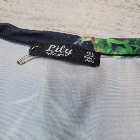 Lily by Firmiana Tunic Top 3/4 Sleeve - Picture 3 of 5